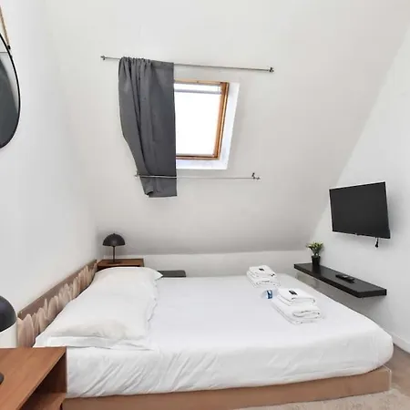 Spontini Victor Hugo Cosy Studio Apartmán Paříž