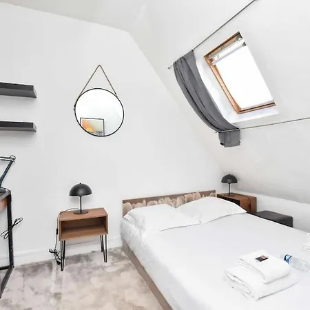 Apartmán Spontini Victor Hugo Cosy Studio *